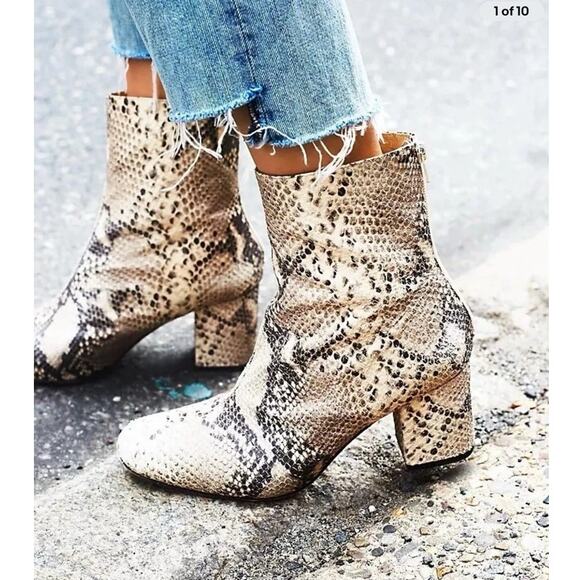 Free People Cecile Snake Leather Block Heel Boho Western Womens 37 US 6.5-7 - Picture 1 of 9